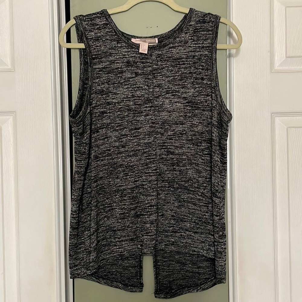 Forever 21 Women’s Sleeveless Sweater Top, Excellent Condition, Size Large